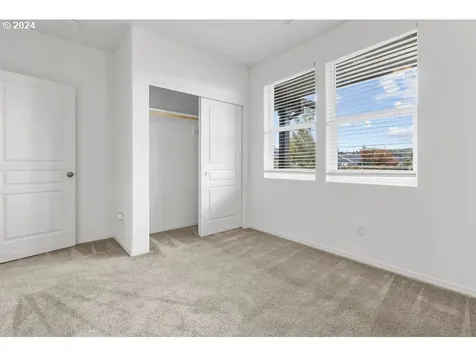 1103 S 2nd Street Cottage Grove OR 97424