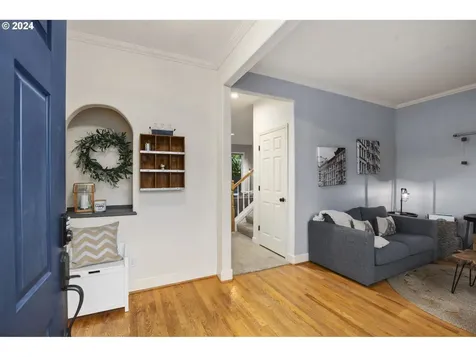 16052 SW 103rd Avenue Portland OR 97224