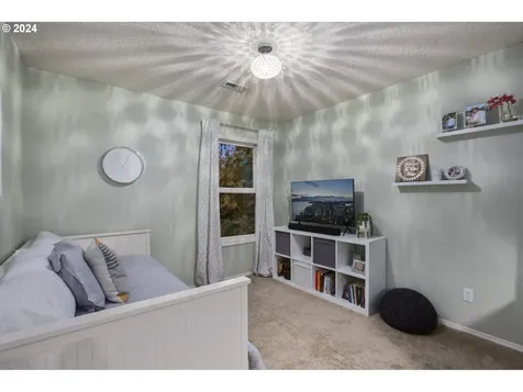 16052 SW 103rd Avenue Portland OR 97224