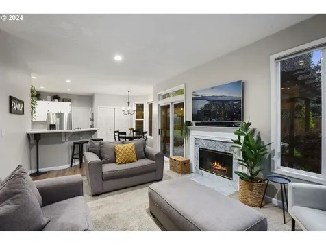 16052 SW 103rd Avenue Portland OR 97224