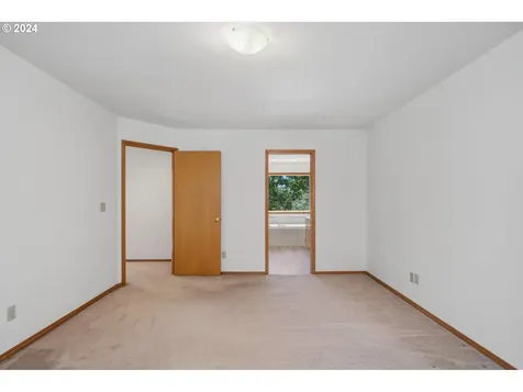 13026 Se Bluff Drive Clackamas OR 97015