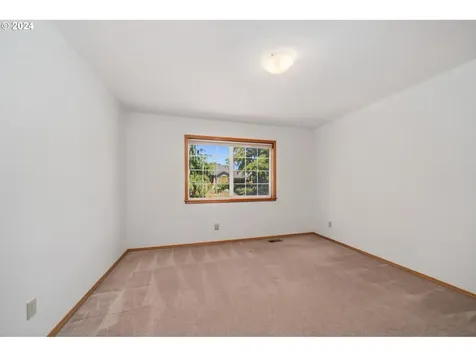 13026 Se Bluff Drive Clackamas OR 97015