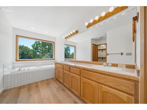 13026 Se Bluff Drive Clackamas OR 97015
