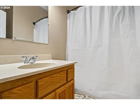 5450 Donohoe Avenue Eugene OR 97402