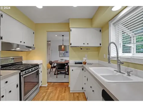 3530 Ne 137th Avenue Portland OR 97230