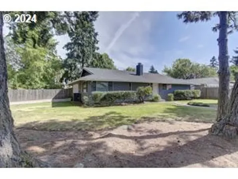 2718 Nw 102nd Street Vancouver WA 98685