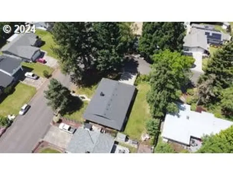 2718 Nw 102nd Street Vancouver WA 98685