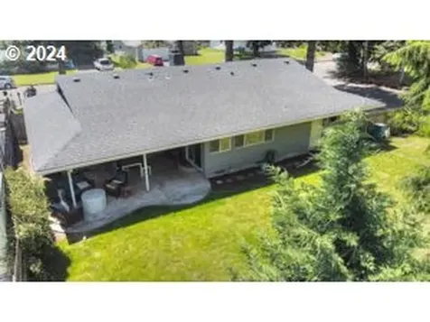 2718 Nw 102nd Street Vancouver WA 98685