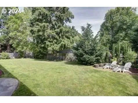 2718 Nw 102nd Street Vancouver WA 98685