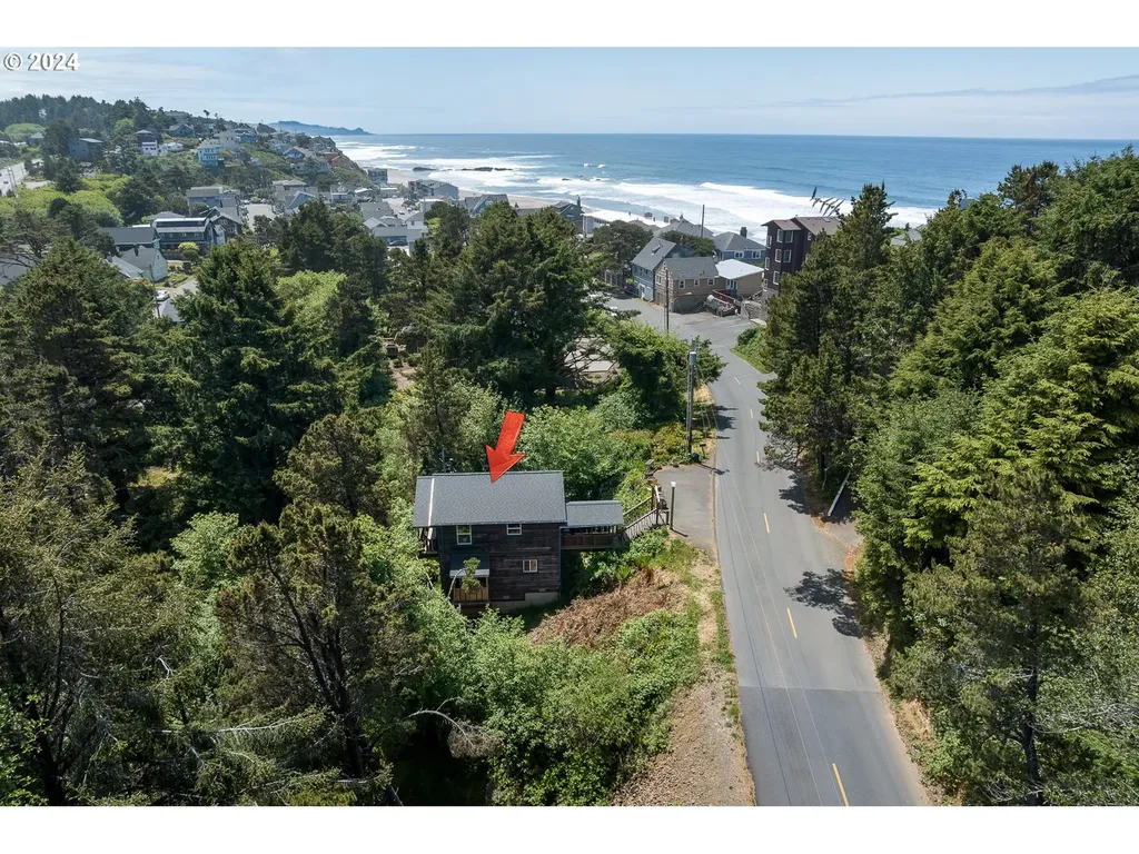 3010 Sw Anchor Avenue Lincoln City OR 97367