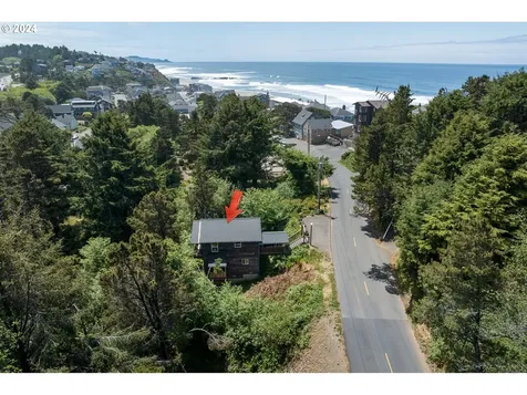 3010 Sw Anchor Avenue Lincoln City OR 97367