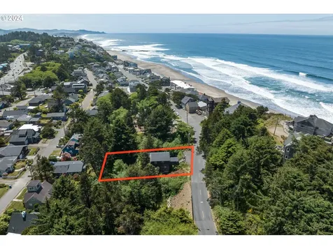 3010 Sw Anchor Avenue Lincoln City OR 97367