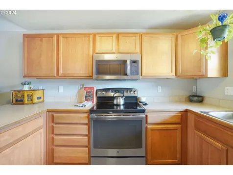 925 Grant Street Lafayette OR 97127