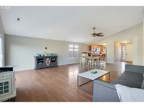 925 Grant Street Lafayette OR 97127