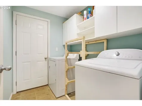 925 Grant Street Lafayette OR 97127