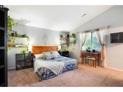 925 Grant Street Lafayette OR 97127