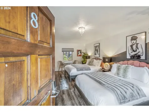 1175 2nd Street SE Bandon OR 97411