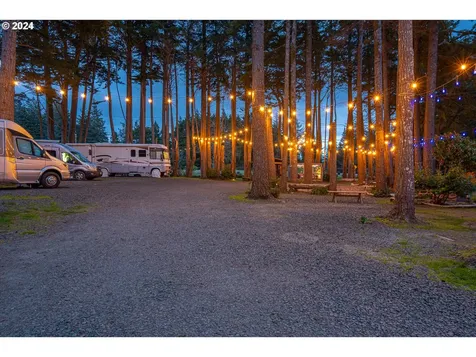 1175 2nd Street SE Bandon OR 97411
