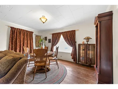 1543 1st Street Baker City OR 97814