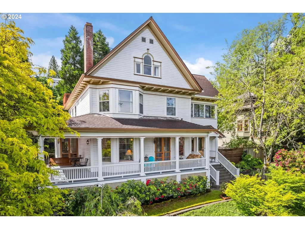 3320 Nw Thurman Street Portland OR 97210
