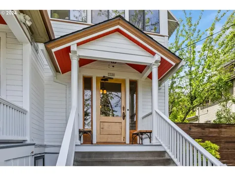 3320 Nw Thurman Street Portland OR 97210