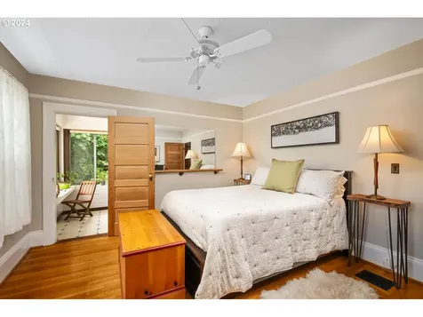 3320 Nw Thurman Street Portland OR 97210
