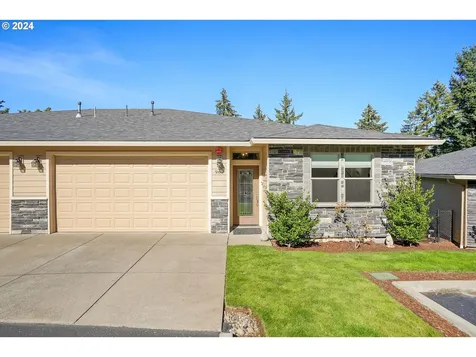 962 Sahalee Court SE Salem OR 97306