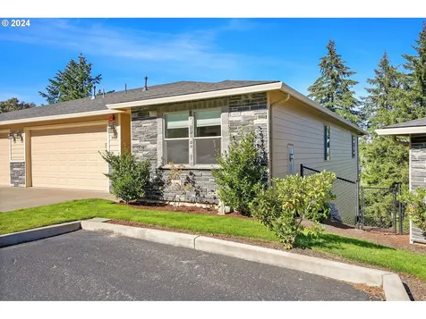 962 Sahalee Court SE Salem OR 97306