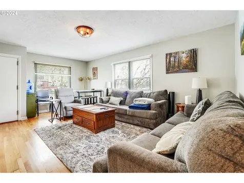 335 Nw 9th Street Corvallis OR 97330