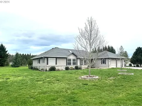 156 Wood Duck Lane Roseburg OR 97471