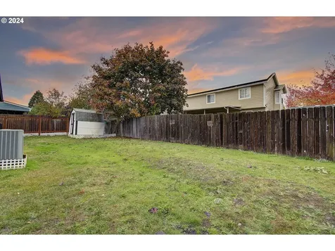 15712 NE 92nd Street Vancouver WA 98682