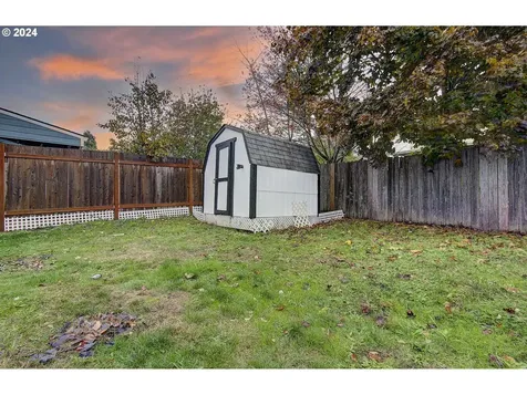 15712 NE 92nd Street Vancouver WA 98682