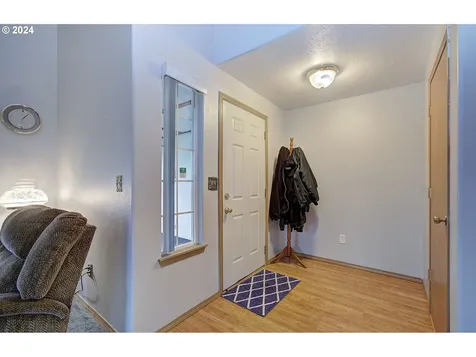 15712 NE 92nd Street Vancouver WA 98682