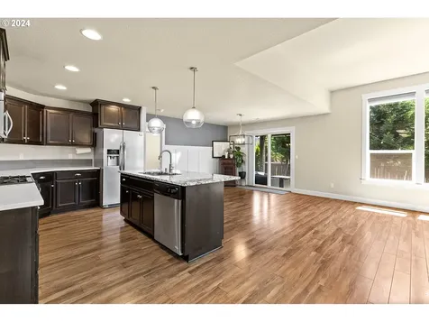 1813 Willow Street Woodland WA 98674