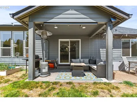1813 Willow Street Woodland WA 98674
