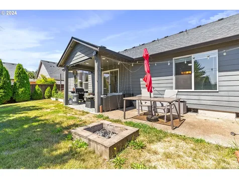 1813 Willow Street Woodland WA 98674