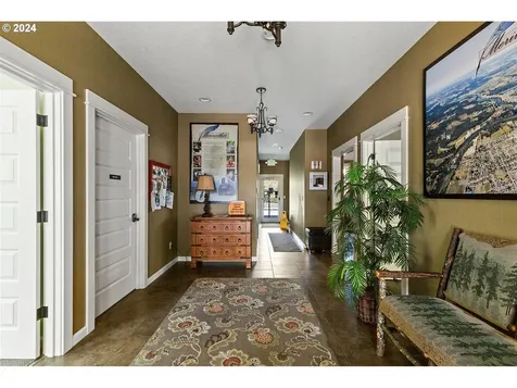 1813 Willow Street Woodland WA 98674