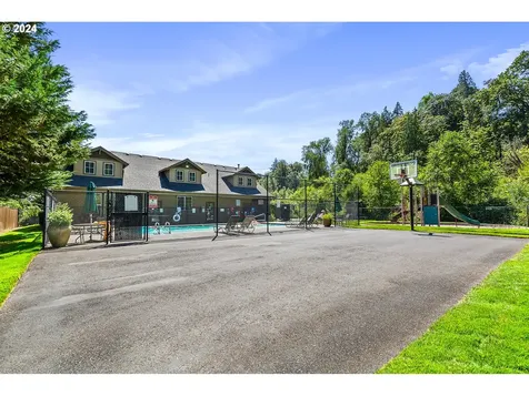 1813 Willow Street Woodland WA 98674