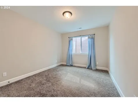 16945 Nw Crossvine Street Portland OR 97229
