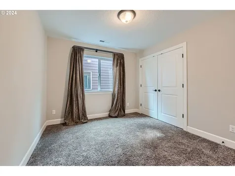 16945 Nw Crossvine Street Portland OR 97229