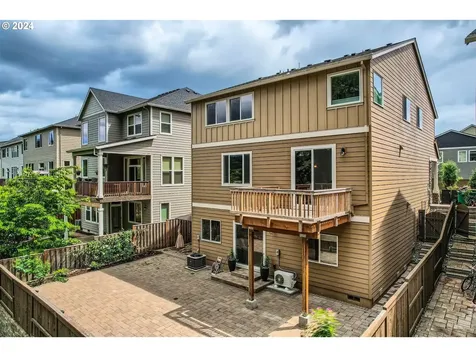 16945 Nw Crossvine Street Portland OR 97229