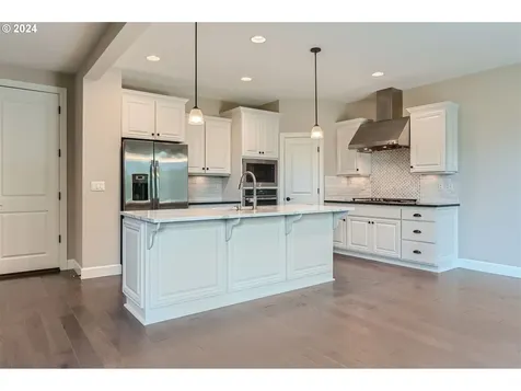 16945 Nw Crossvine Street Portland OR 97229