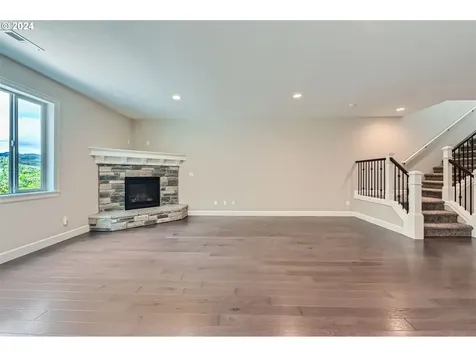 16945 Nw Crossvine Street Portland OR 97229