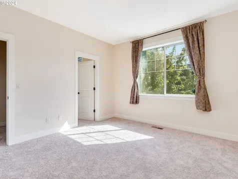 11581 Se Aquila Street Happy Valley OR 97086