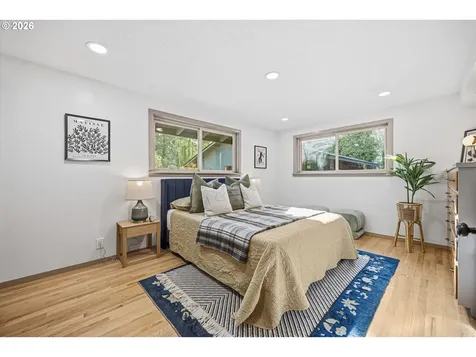 12802 SE Knapp Street Portland OR 97236