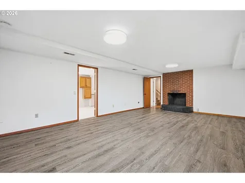 12802 SE Knapp Street Portland OR 97236