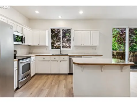 17509 Sw Lawton Street Beaverton OR 97003