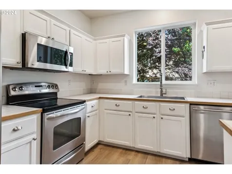 17509 Sw Lawton Street Beaverton OR 97003