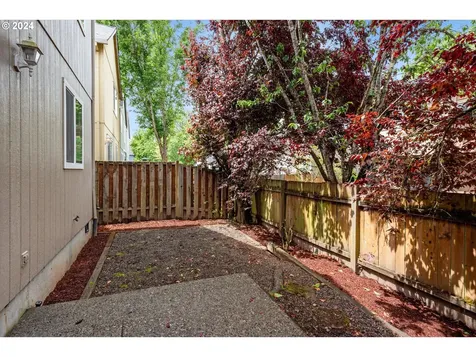 17509 Sw Lawton Street Beaverton OR 97003