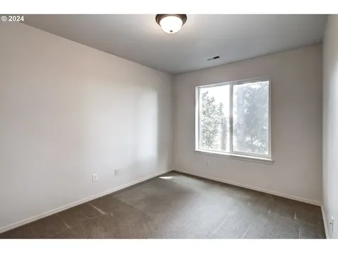 1310 Se Roundelay Street Hillsboro OR 97123
